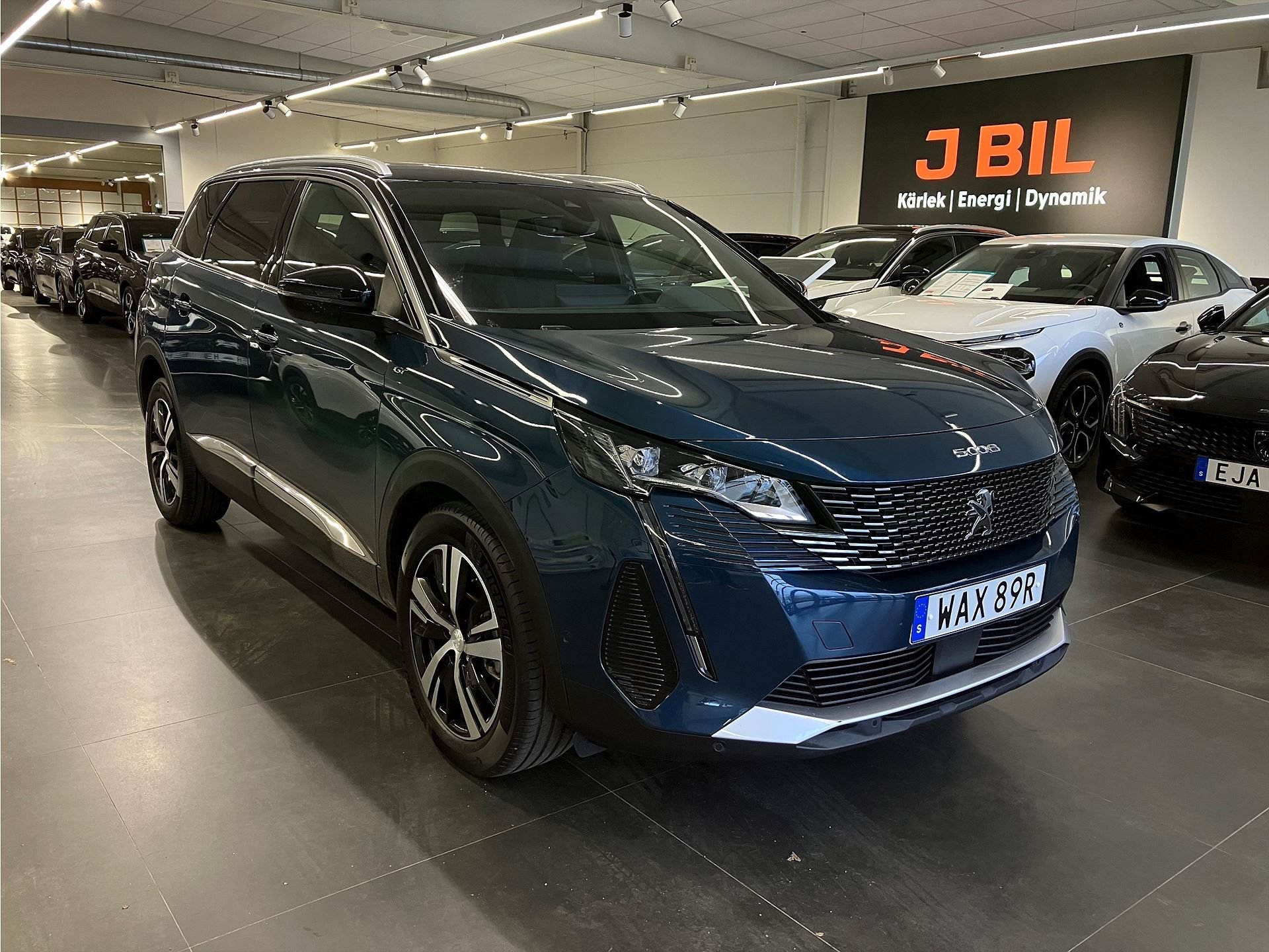 Peugeot 5008 1.2 PureTech 130 EAT, 131hk, 2023