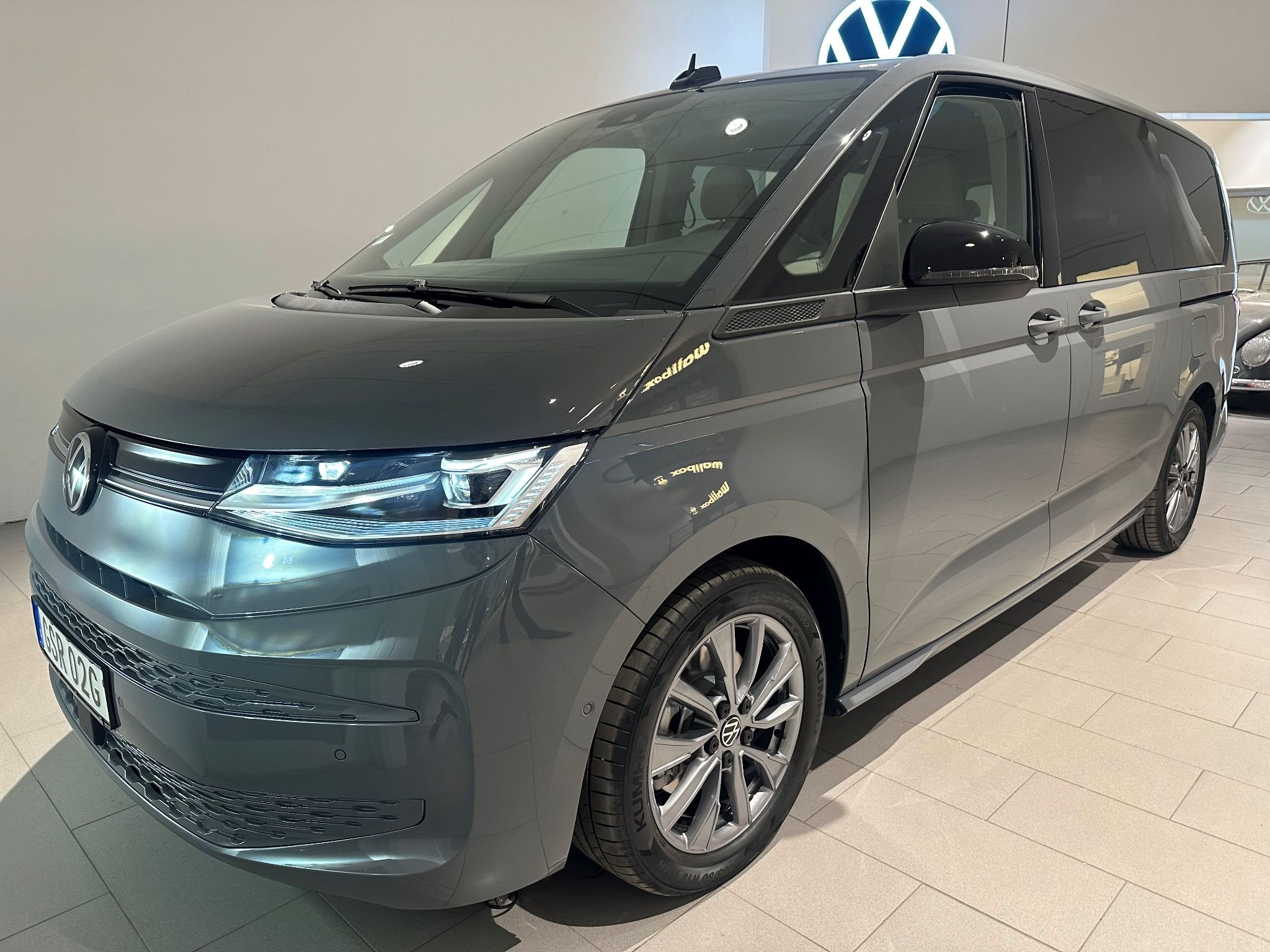 For sale - Volkswagen Multivan eHybrid 4MOTION DSG Sequential, 245hp ...