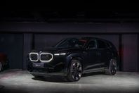 BMW XM 4.4 V8 M-Sport Diff, 23 tum, Comfort Pack, B&W