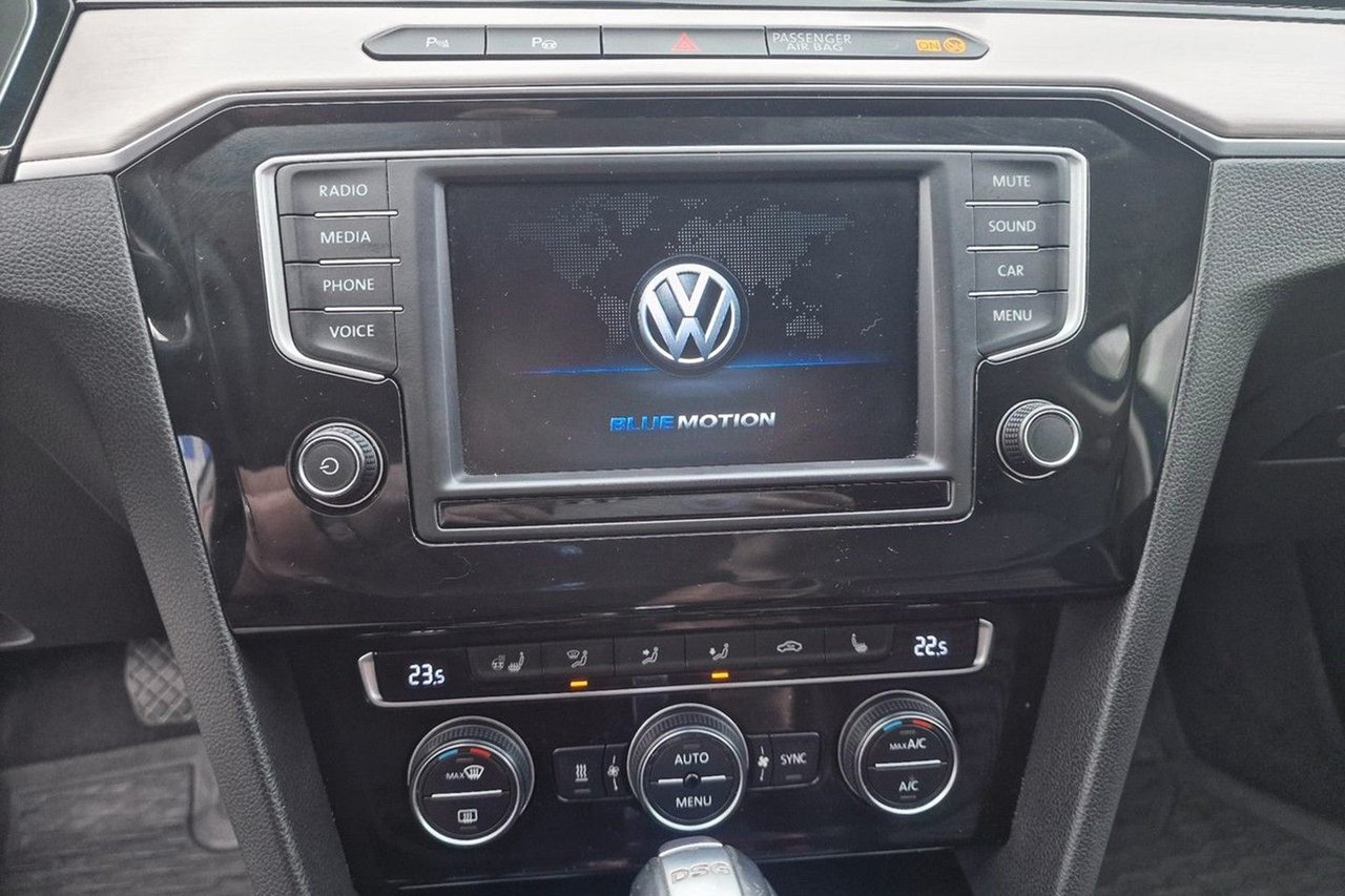 Volkswagen Passat 2.0 TDI DPF SCR BMT 4Motion DSG Sekventiell, 240hk, 2015