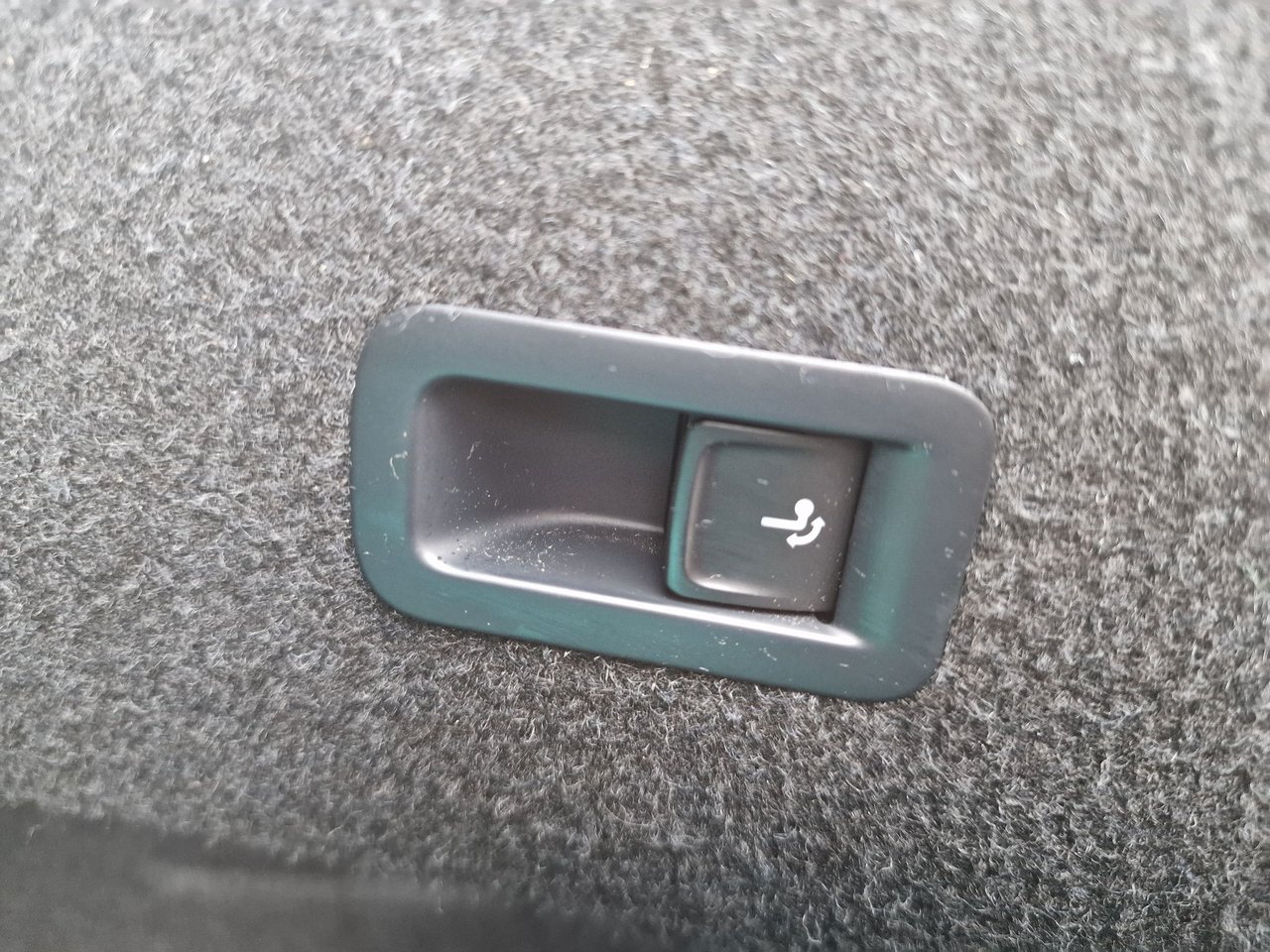 Volkswagen Passat 2.0 TDI DPF SCR BMT 4Motion DSG Sekventiell, 240hk, 2015