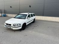 Volvo V70 2.4 Euro 4 ny besiktad/dragkrok
