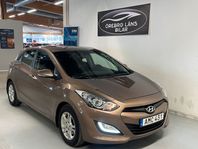 Hyundai i30 5-dörrar 1.6 GDI,Ny besiktad,Lågmil,P-Sensor