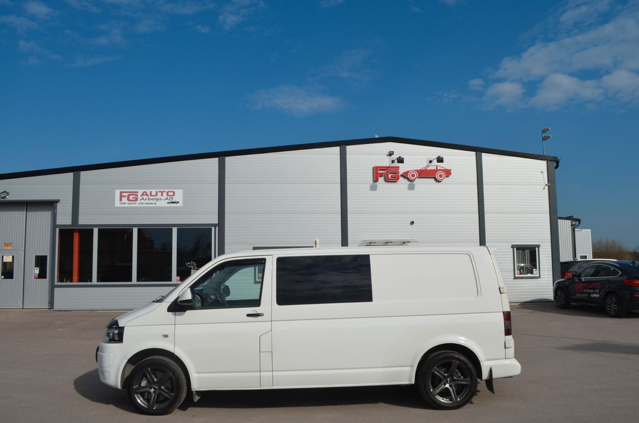 Volkswagen Transporter Kombi ...
