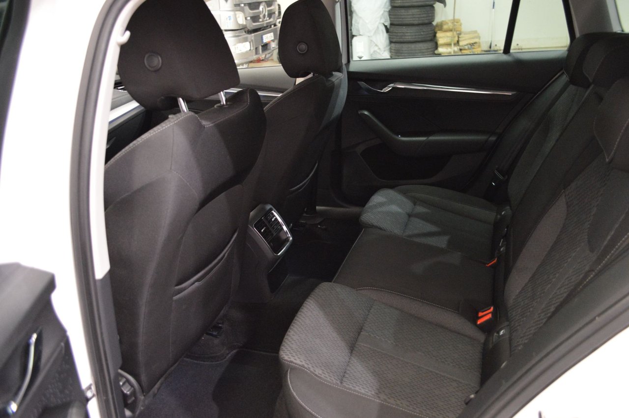 Škoda Octavia Stasjonsvogn 2.0 TDI SCR DSG sekvensiell, 7-trinn, 150ps, 2022