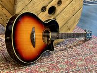 Yamaha APX700