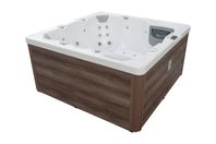 Spabad SKARE från Frost spa