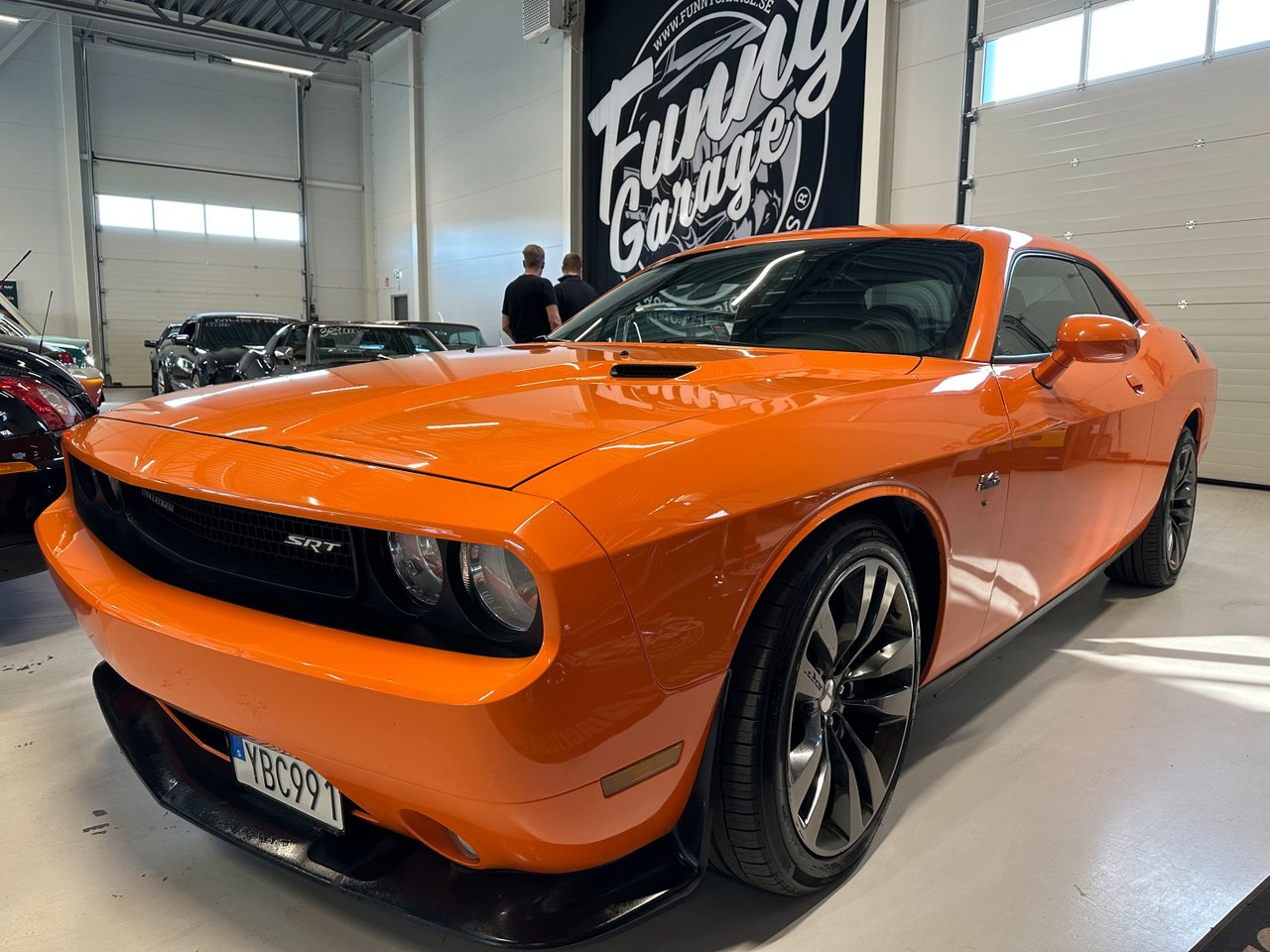 Dodge Challenger 6.4 V8 HEMI ...