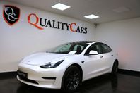 Tesla Model 3 Long Range AWD / pano / läder / SV-såld / MOMS