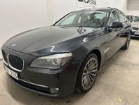 BMW 750 i V8 408hk Svensksåld/Taklucka/Navi/Drag