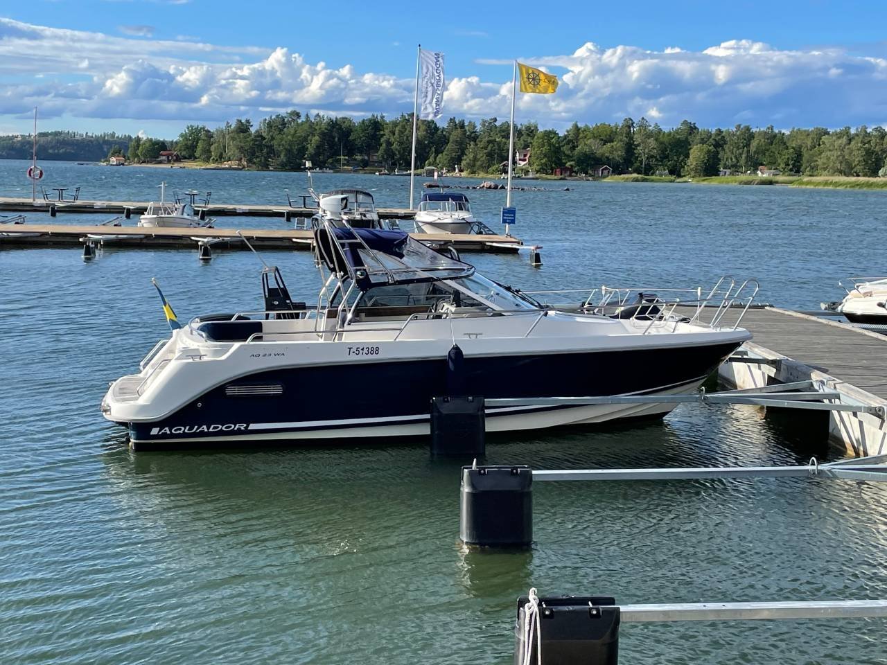 Aquador 23 WA / Mercruiser 4....