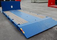 SISU - Maskinflak 25 ton med fast ramp