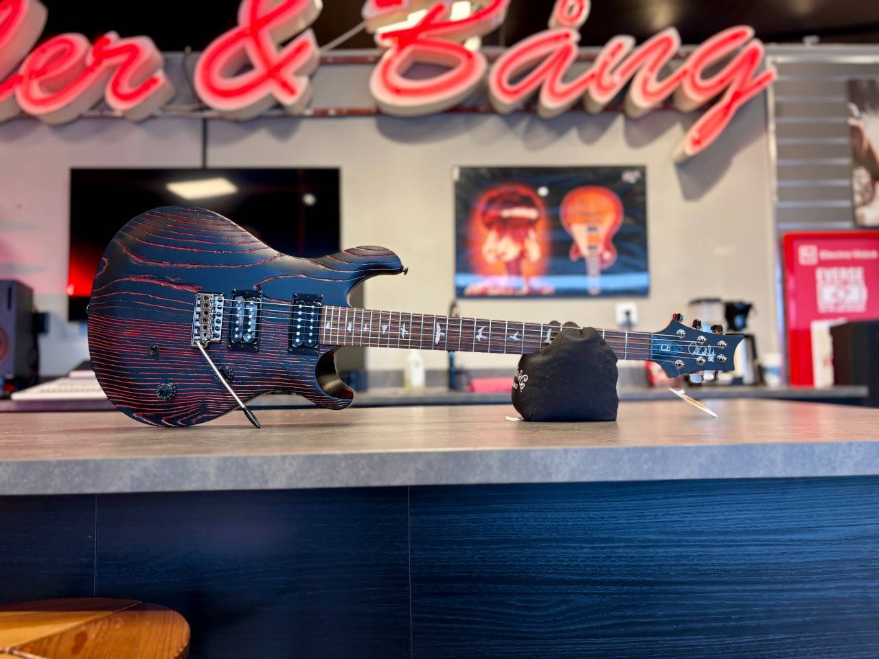 PRS SE Swamp Ash CE24 Sandbla...