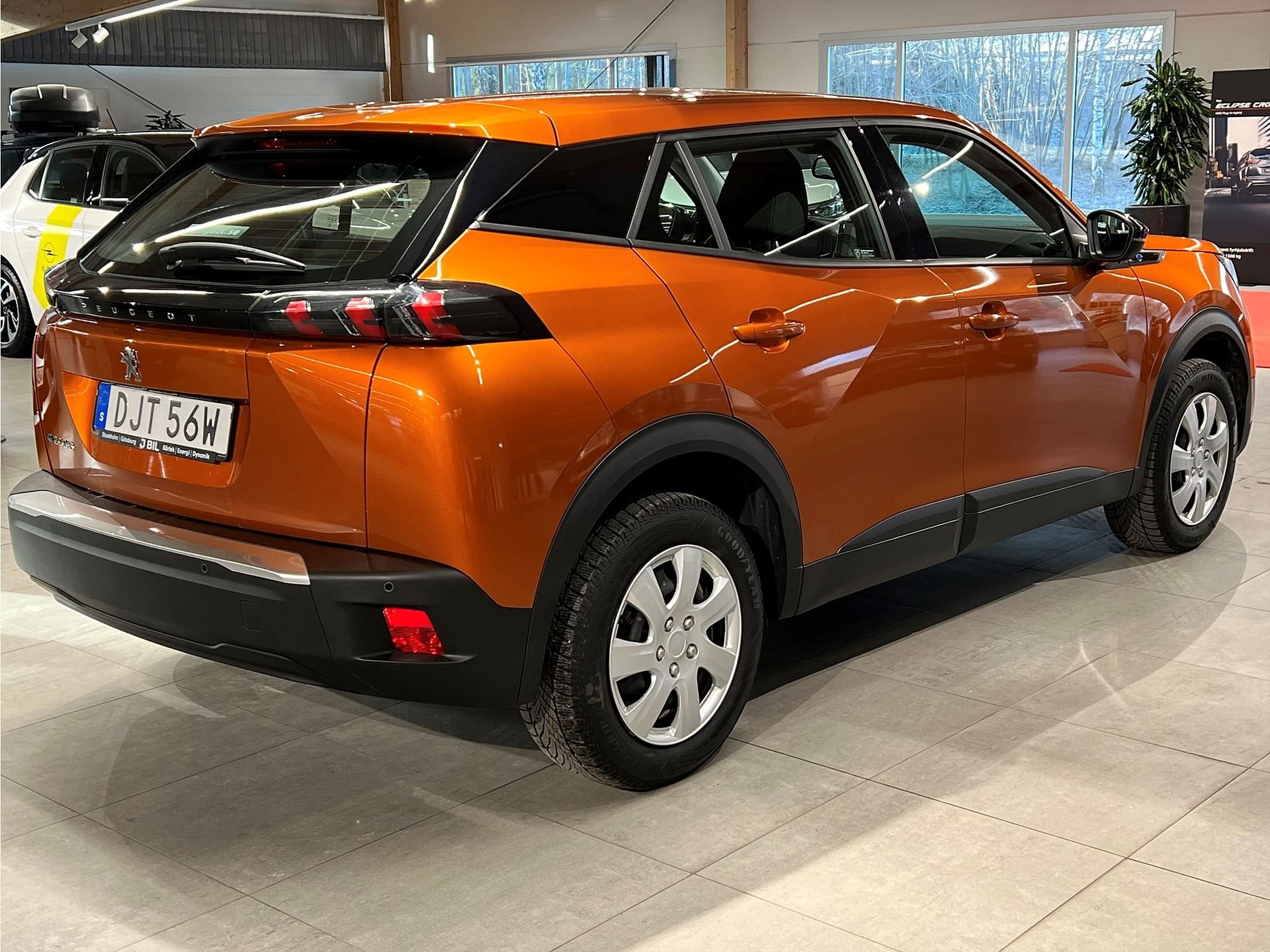 Peugeot e-2008, 136hk, 2021