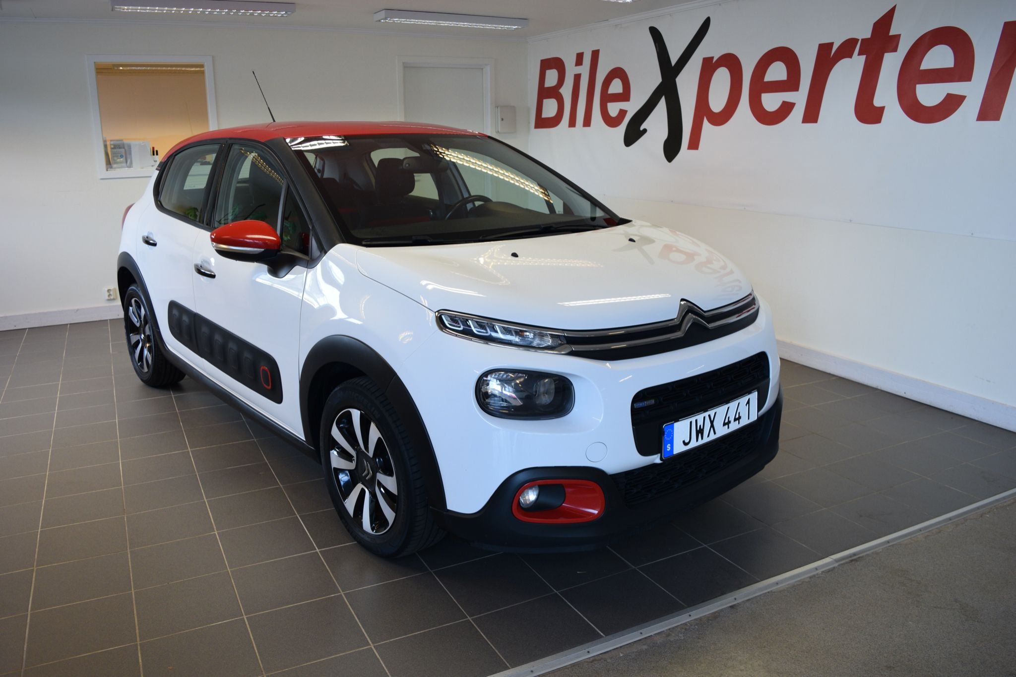 Citroën C3 1.2 PureTech Manuell, 5-trinn, 110hk, 2016