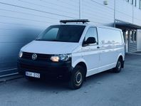 Volkswagen Transporter T30 2.0 TDI MOMS SVENSKSÅLD P-VÄRMARE