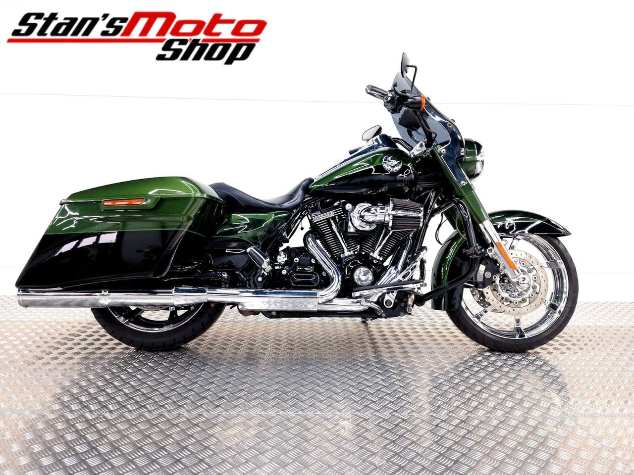 Harley-Davidson FLHRSE Road K...