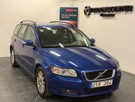 Volvo V50 D5 Momentum Automat | D-Värmare | PDC | Skinn |