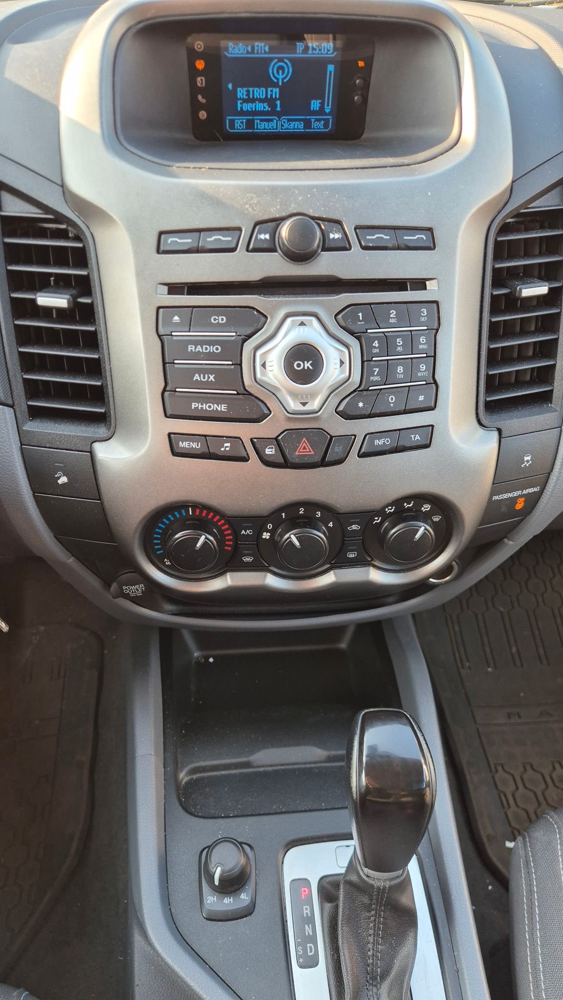 Ford Ranger Double Cab 2.2 TDCi 4x4 SelectShift, 150hp, 2015