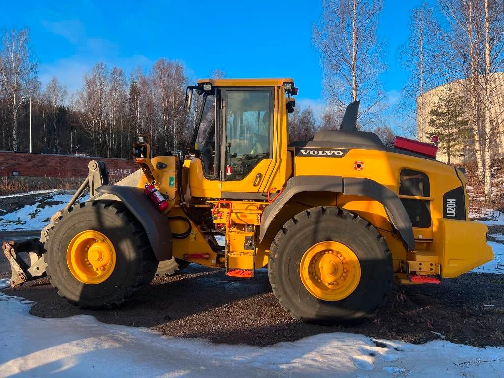 Volvo L120H Långbom/4 Spak/66...