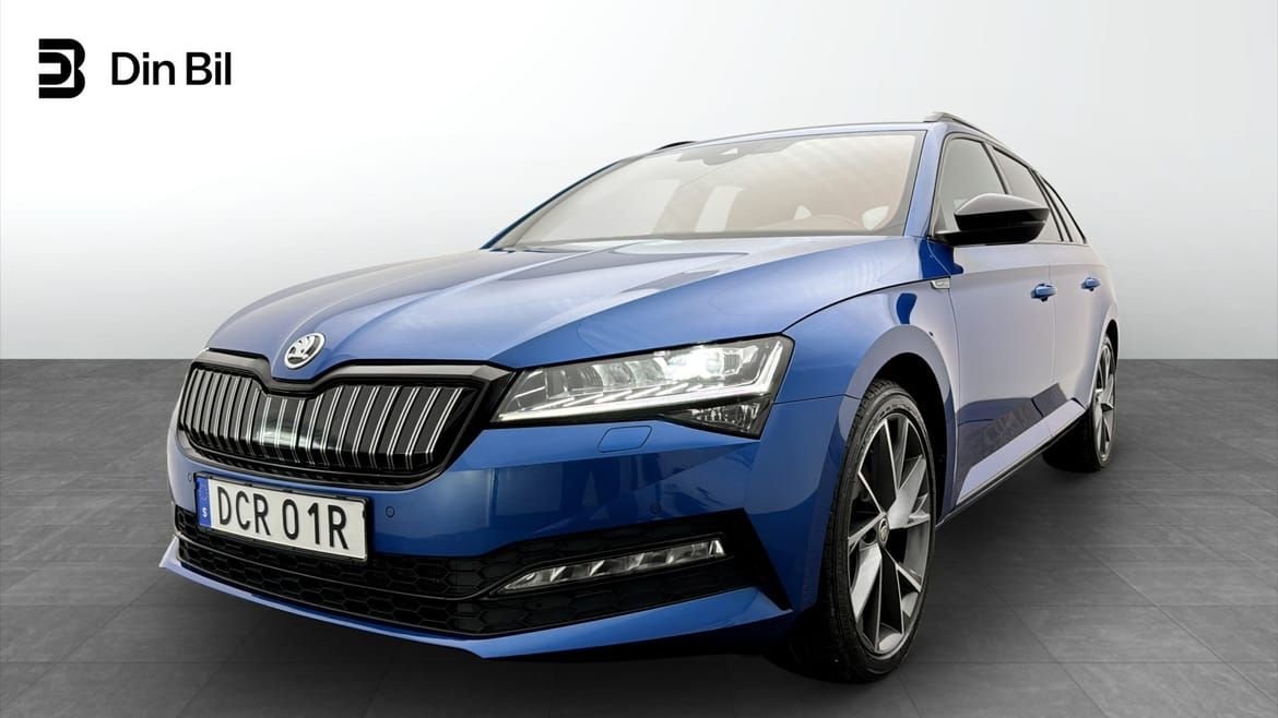 Škoda Superb iV Combi 1.4 TSI iV DSG Sequential, 218hp, 2023