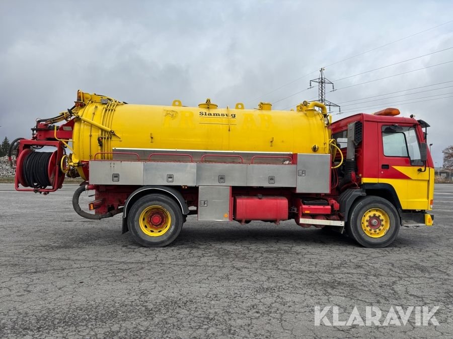 Slamsugarbil Volvo FL10