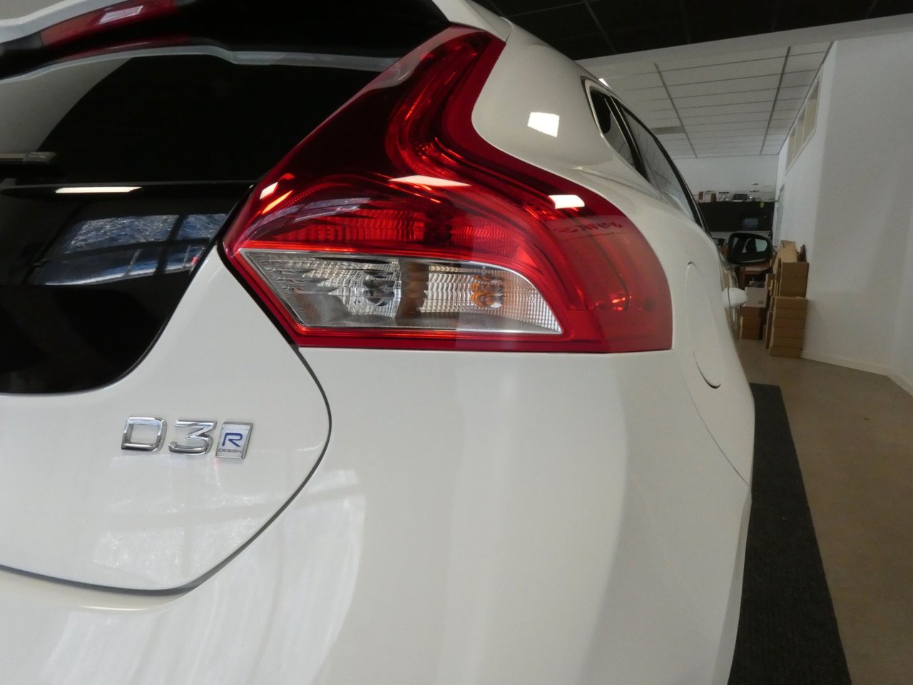 Volvo V40 D3 Geartronic Momen...