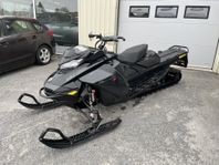Ski-Doo Backcountry XRS 154" 850 E-TEC