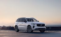 Volvo XC90 T8 Ultra Dark