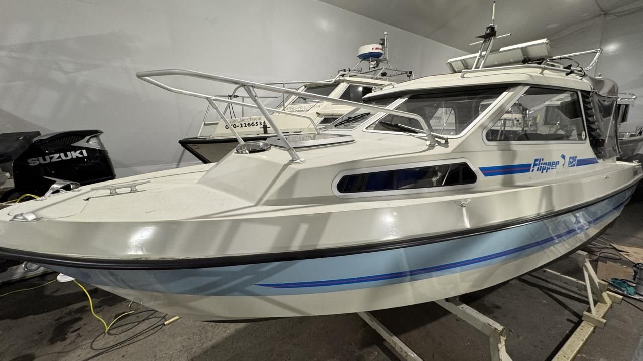 Flipper 620C - 90 med Suzuki ...