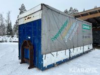 Container med kapell på Lastväxlarram