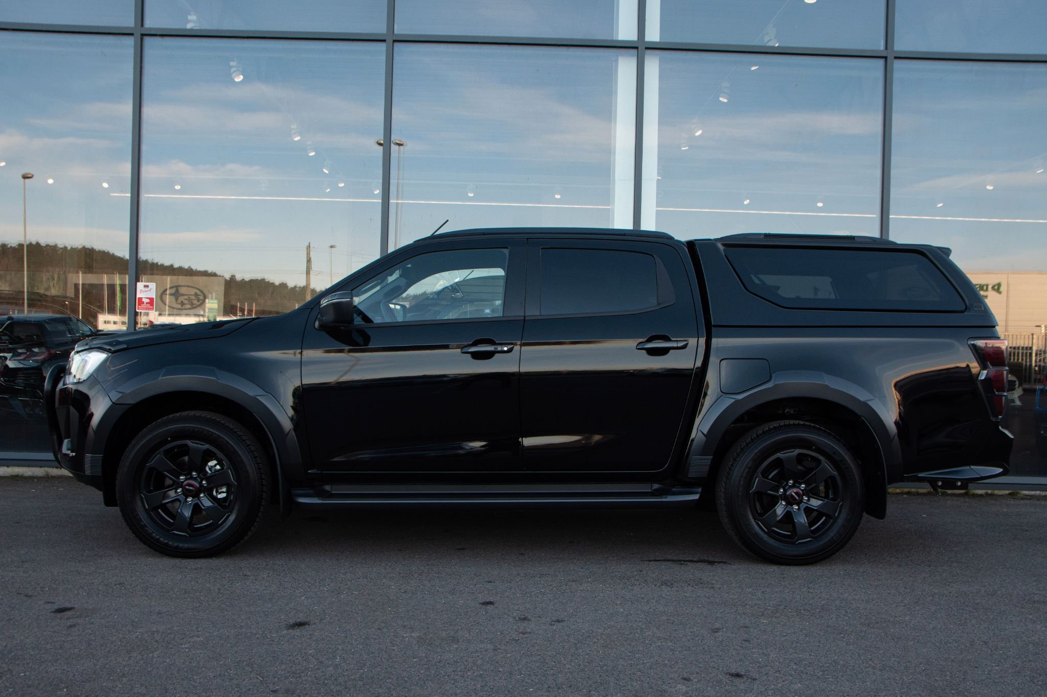 Isuzu D-Max Crew Cab 1.9 CNG 4WD Automatisk, 163hk, 2024