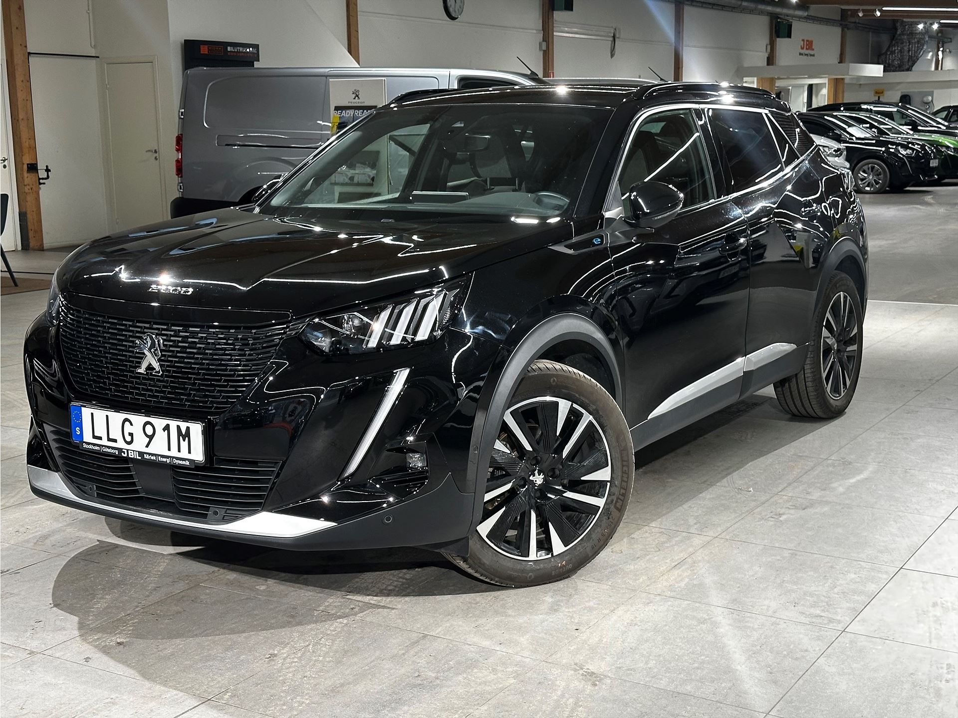 Peugeot e-2008, 136hk, 2021