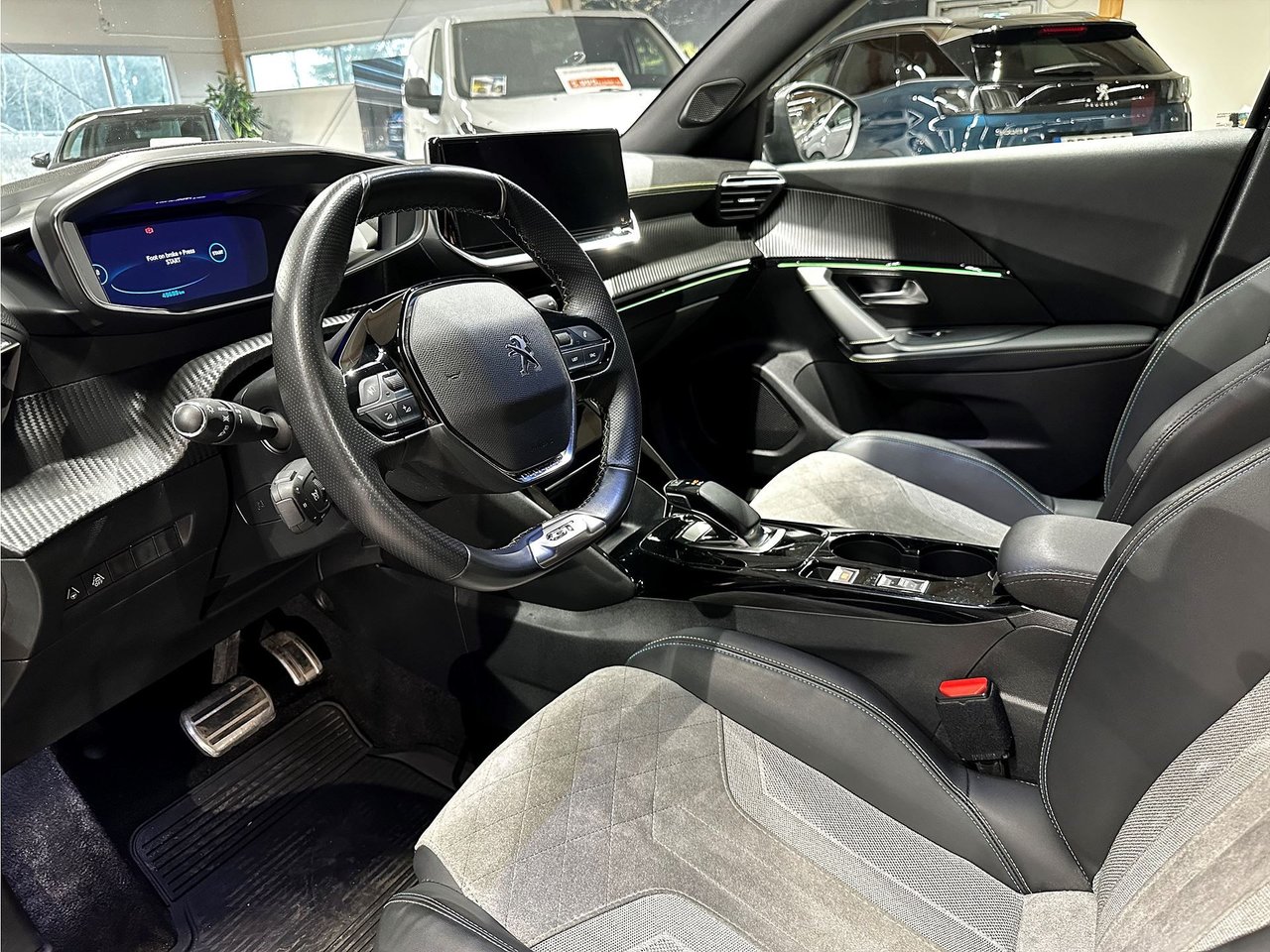 Peugeot e-2008, 136hk, 2021