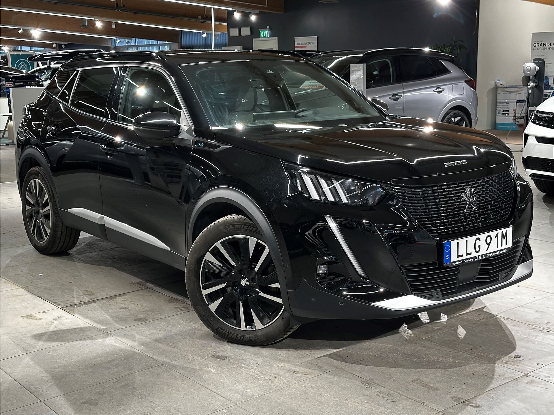 Peugeot e-2008, 136hk, 2021