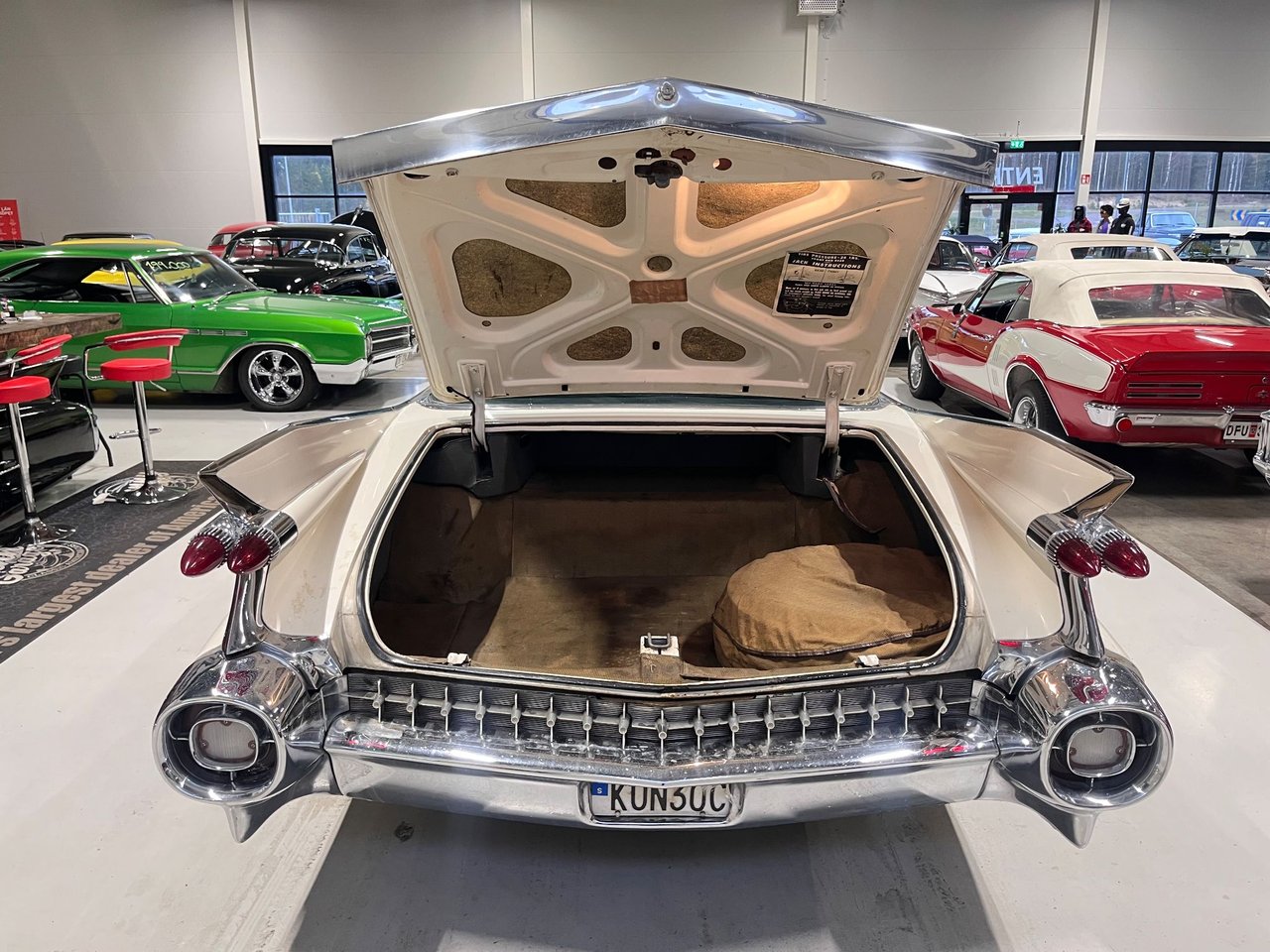 Cadillac Sixty-Two 4-window Sedan 6.4 V8 OHV Hydra-Matic, 4-trinn, 330hk, 1959