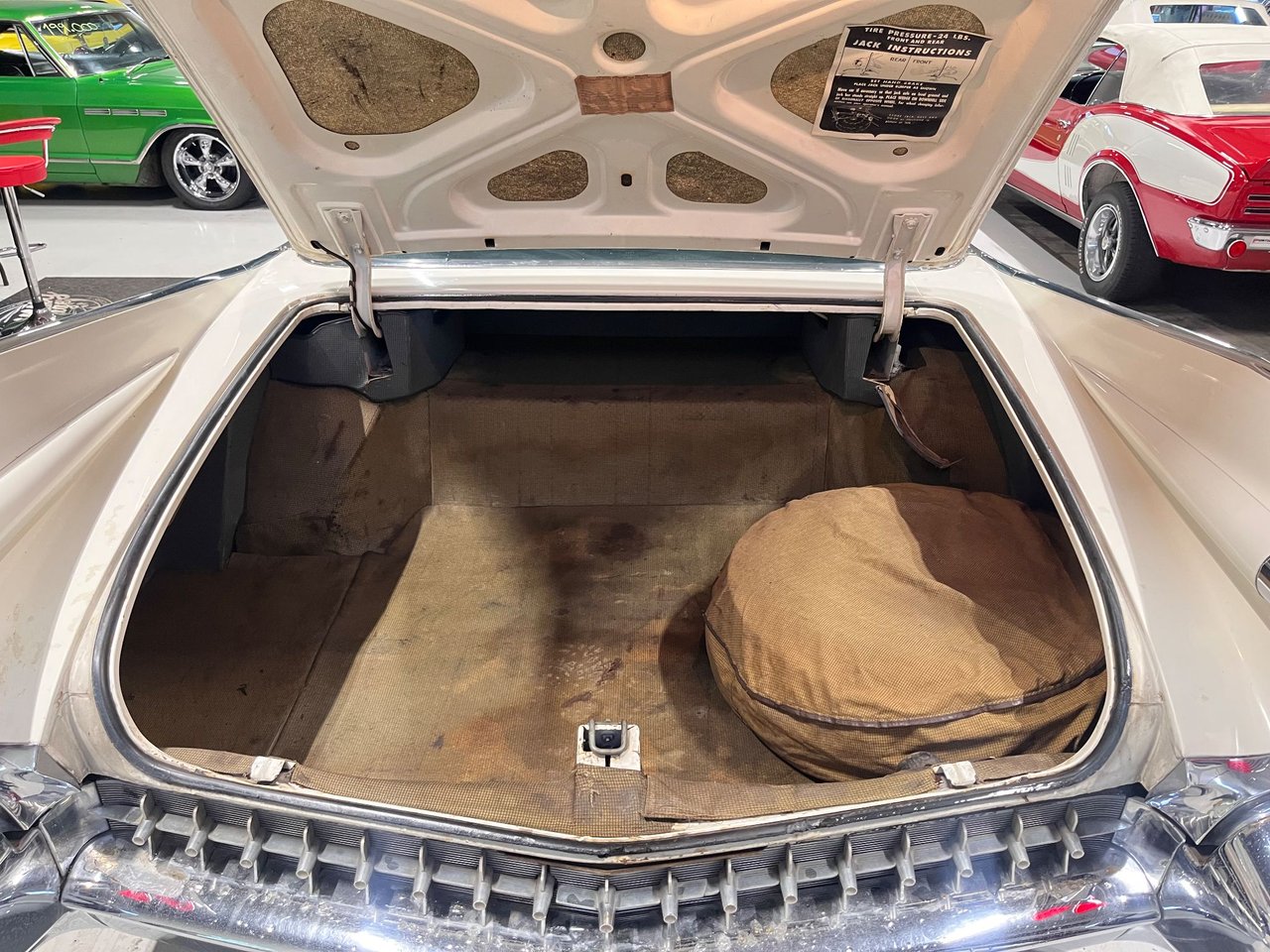 Cadillac Sixty-Two 4-window Sedan 6.4 V8 OHV Hydra-Matic, 4-trinn, 330hk, 1959