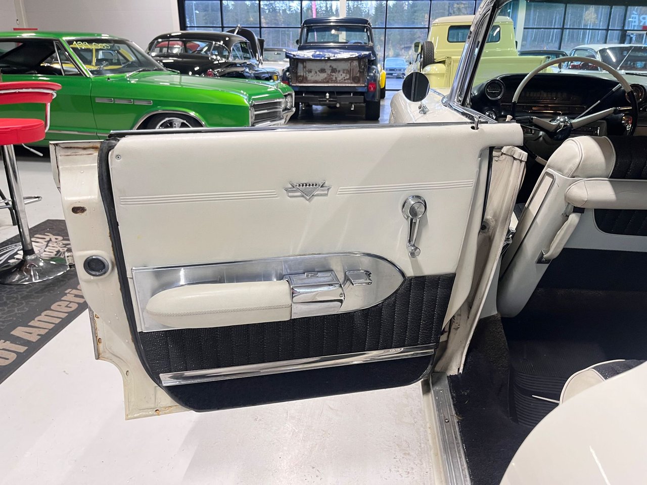 Cadillac Sixty-Two 4-window Sedan 6.4 V8 OHV Hydra-Matic, 4-trinn, 330hk, 1959