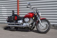 Yamaha XVS1100A Dragstar 1100 / Mycket fin / Väskor /2300mil
