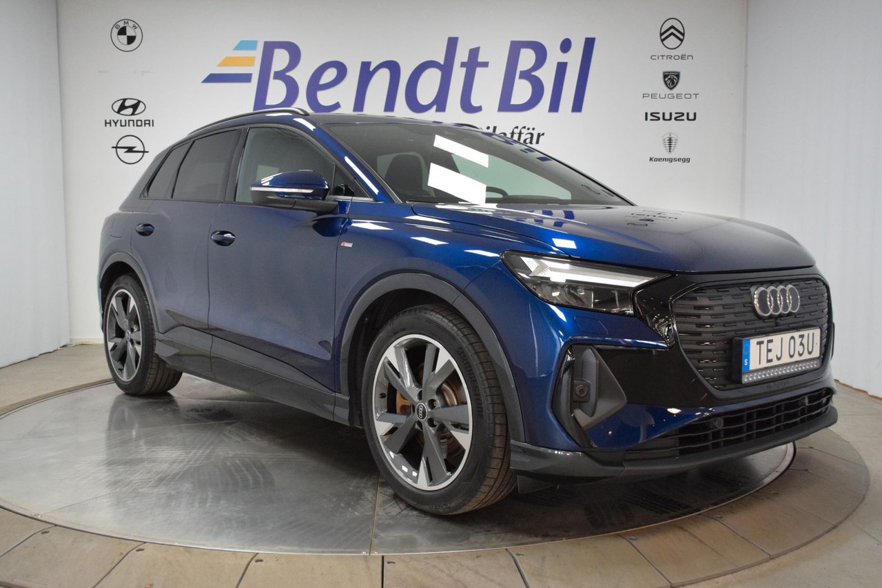 Audi Q4 40 e-tron Comfort, S ...