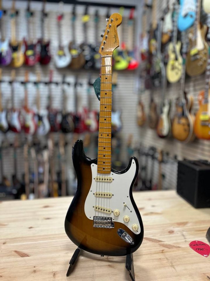 Fender Stratocaster Eric John...