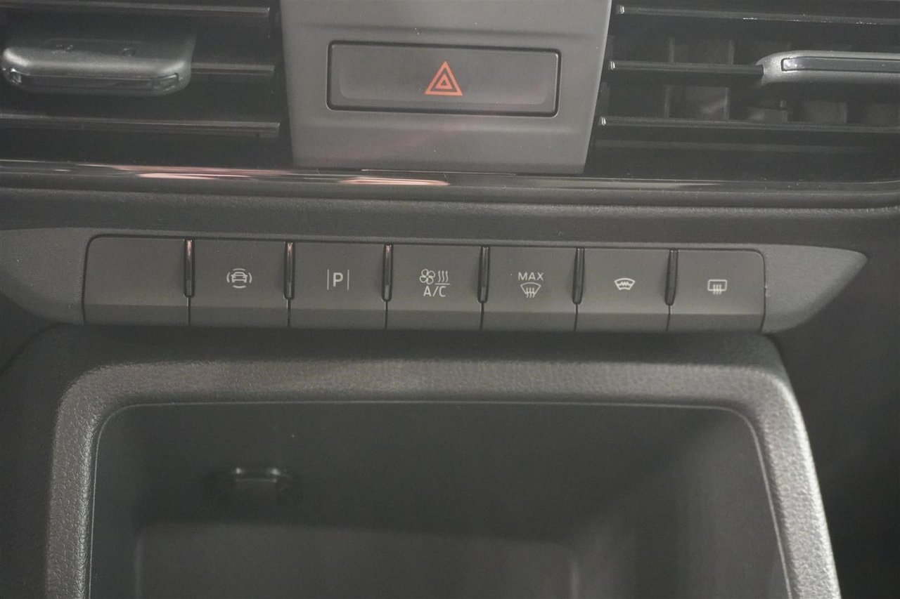 Ford Grand Transit Connect 2.0 EcoBlue Powershift, 122hp, 2025