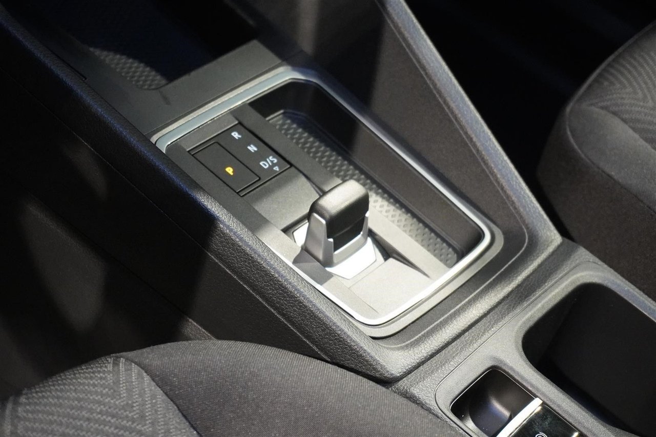 Ford Grand Transit Connect 2.0 EcoBlue Powershift, 122hp, 2025