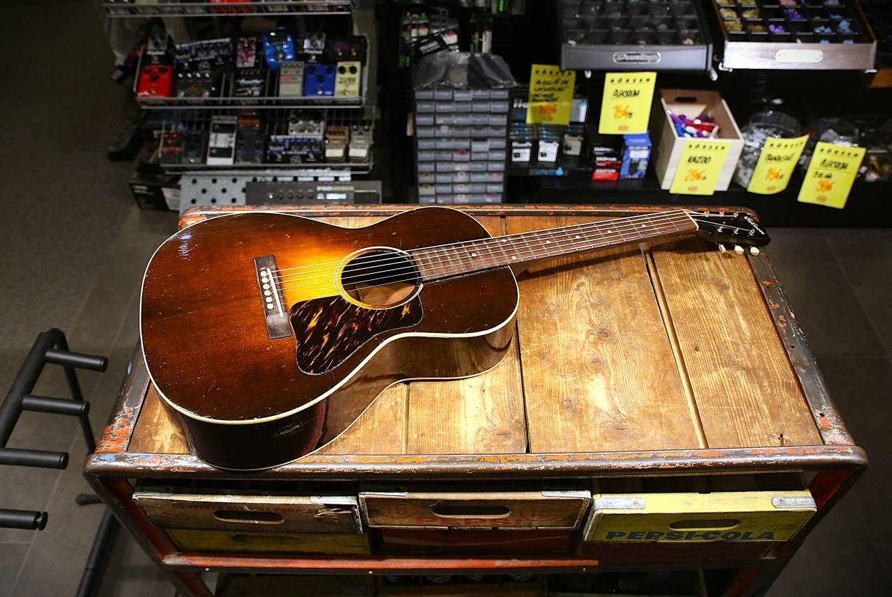 Begagnad Gibson L1 från 1930 ...