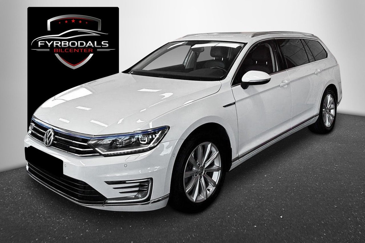 Volkswagen Passat GTE 1.4 TSI...