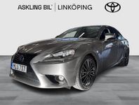 Lexus IS 300h 2.5 Comfort PCS motorvärmare