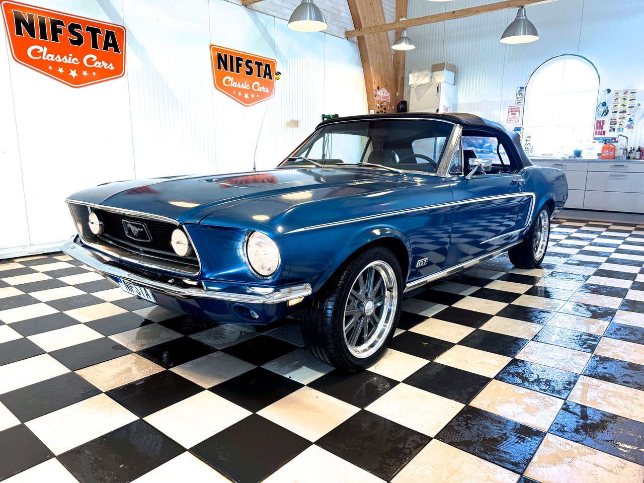 Ford Mustang GT Cabriolet / M...