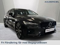 Volvo V60 B4 Diesel Ultimate Dark, Harman Kardon, Panorama,