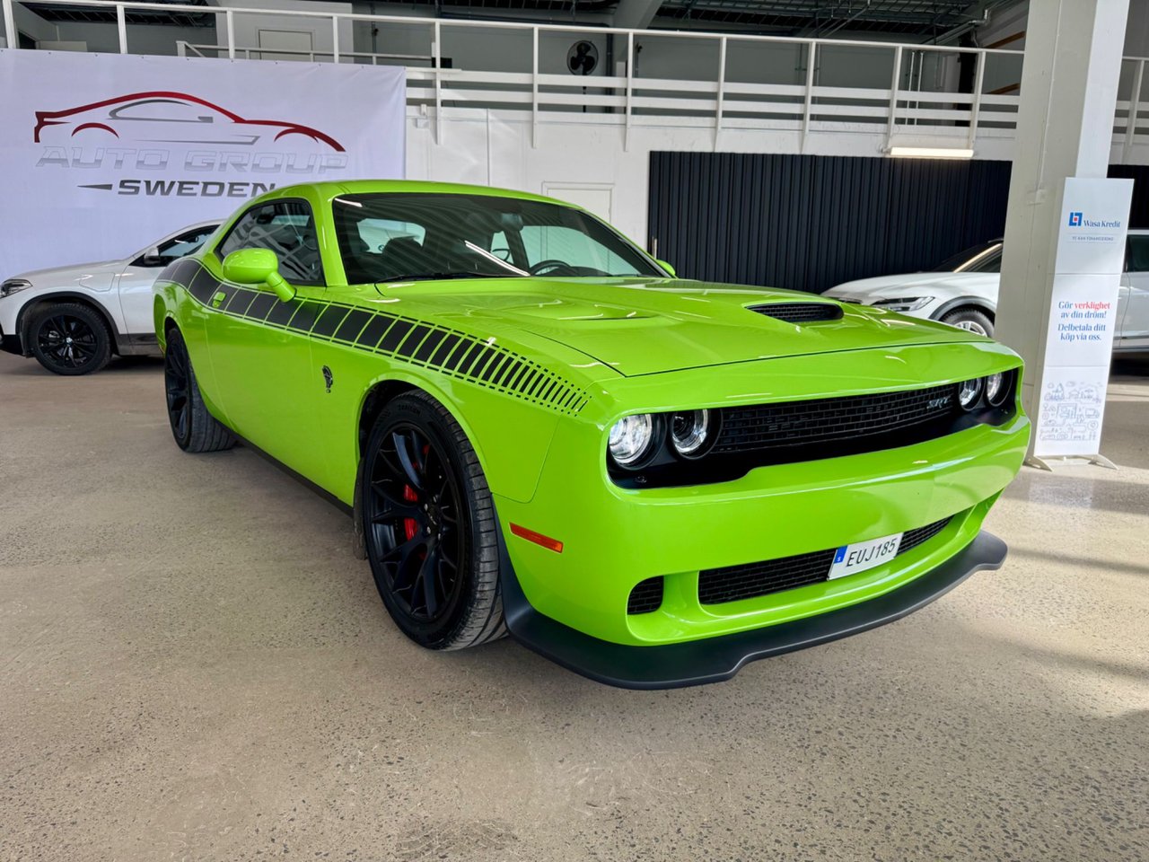 Dodge Challenger SRT Hellcat ...