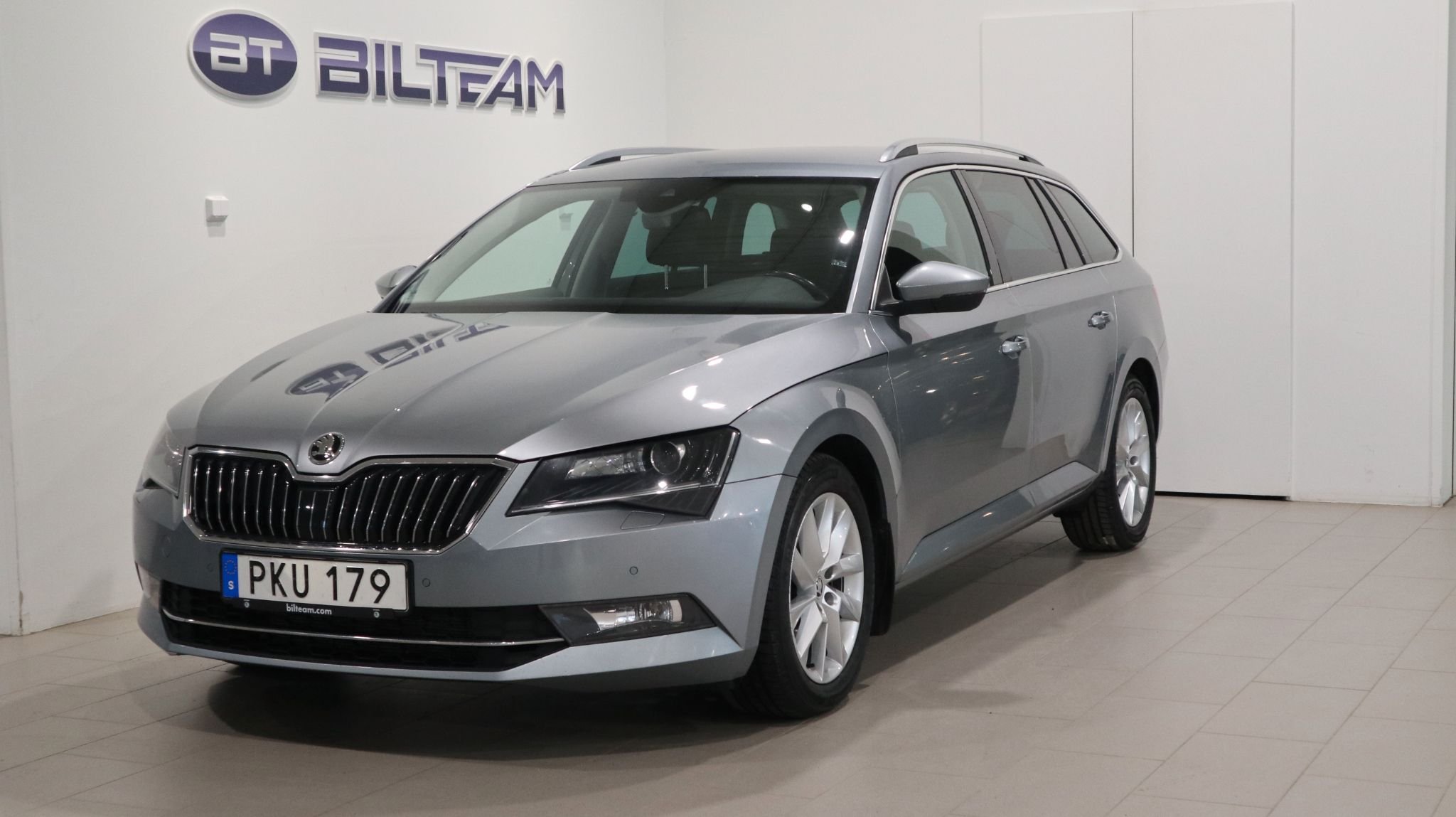 Škoda Superb Stasjonsvogn 2.0 TDI 4x4 DSG sekvensiell, 6-trinn, 190hk, 2017
